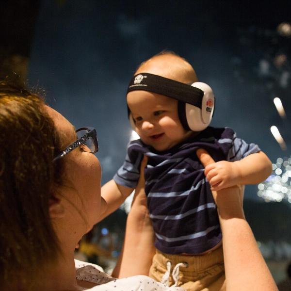 Ems for Kids Baby Kapselgehörschutz, Gehörschutz für Babys und Kleinkinder, SNR 27 dB Schwarz mit weißem Kopfband